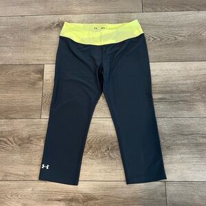 Under Armor Heat Gear Fitted Cropped Legging